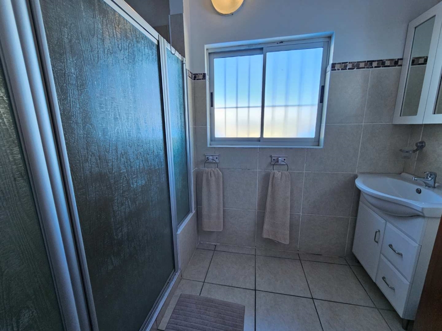 4 Bedroom Property for Sale in Pearly Beach Western Cape